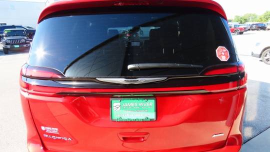 2025 Chrysler Pacifica