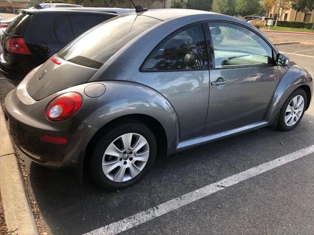 2008 volkswagen new beetle s