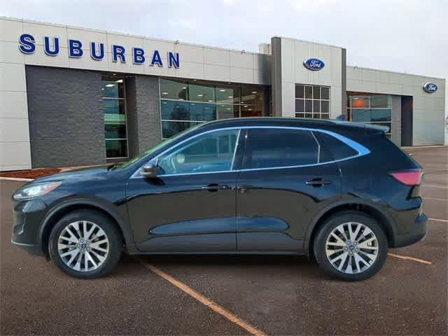 2022 ford escape titanium