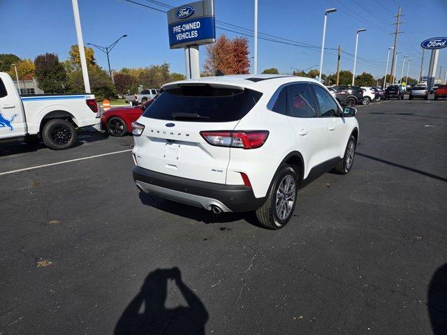 2022 ford escape sel