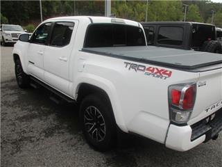 2020 Toyota Tacoma trd sport