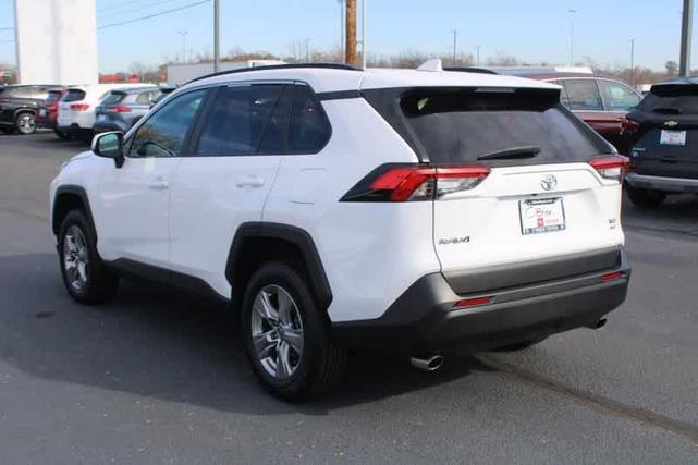 2023 toyota rav4 xle