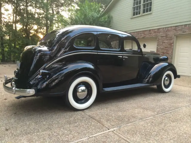 1937 chrysler royal