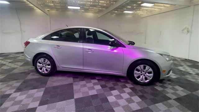 2014 chevrolet cruze ls