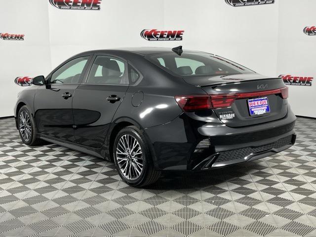 2023 kia forte gt-line