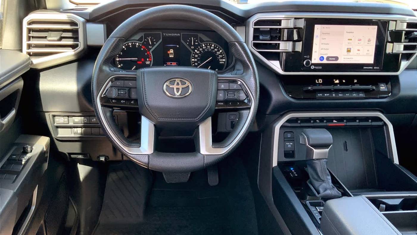 2022 toyota tundra sr5