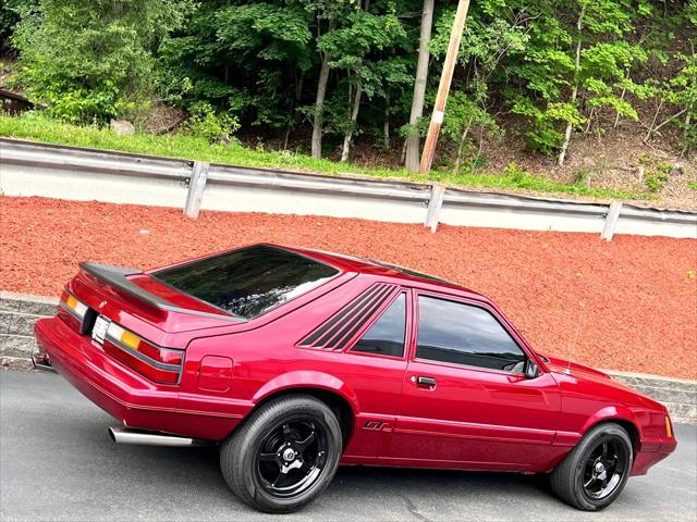 1986 ford mustang gt