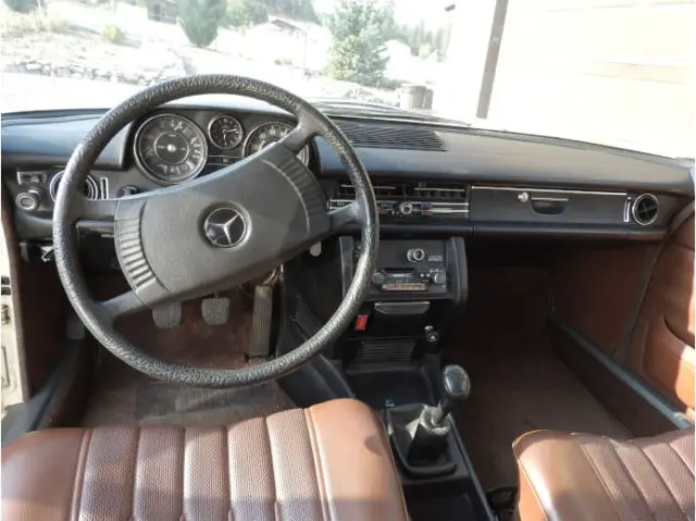 1976 mercedes-benz 240d sedan 2.4l diesel - excellent, all original, no accident