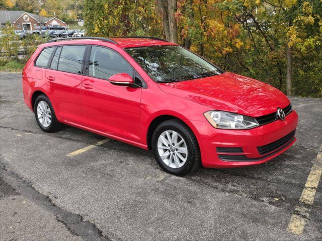 2016 volkswagen golf sportwagen tsi s 4-door