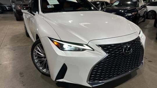 2023 Lexus IS