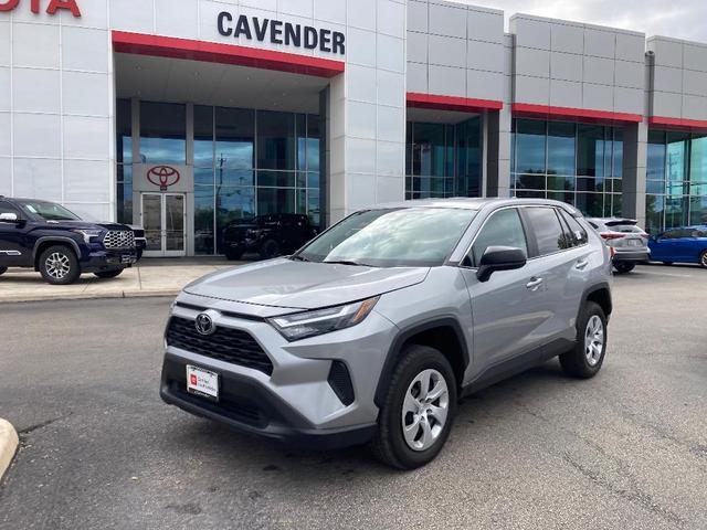 2024 toyota rav4 le