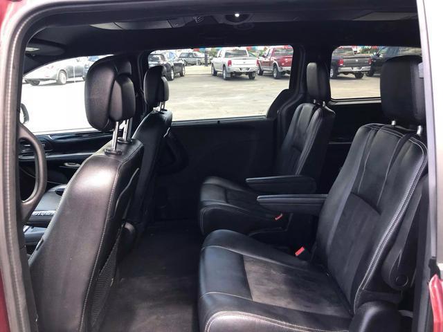 2019 dodge grand caravan sxt