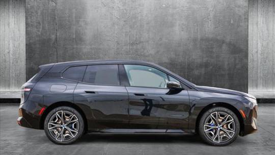 2025 BMW iX