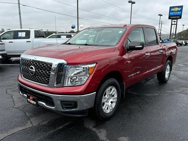 2018 nissan titan sv