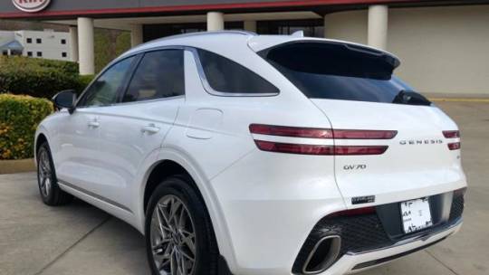 2024 Genesis GV70