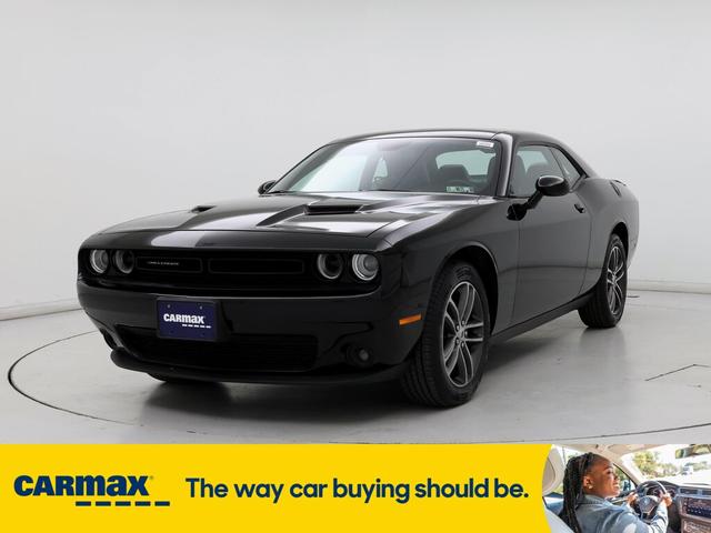 2019 dodge challenger sxt plus