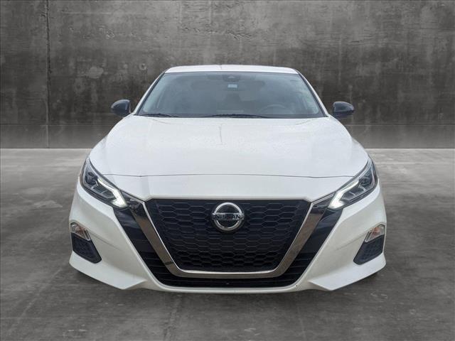 2020 nissan altima sr fwd