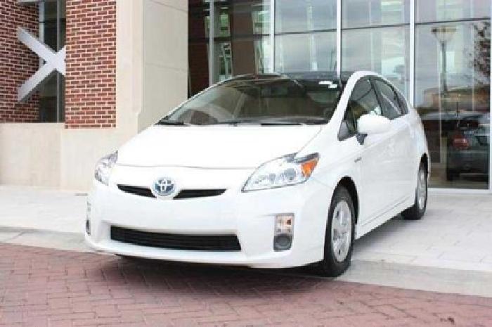 2010 toyota prius v in pineville, nc