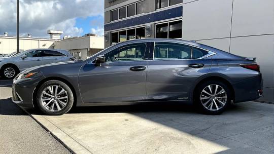 2021 Lexus