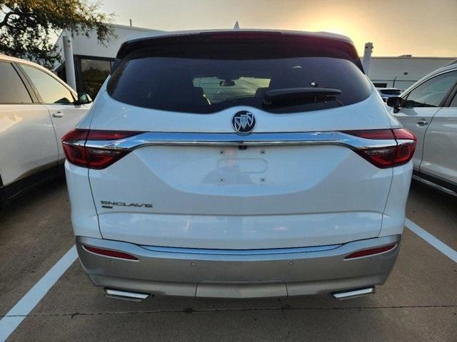 2020 buick enclave essence