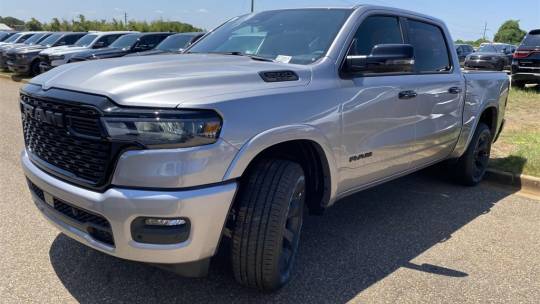 new 2025 ram 1500 big horn crew cab 5'7" box 4wd