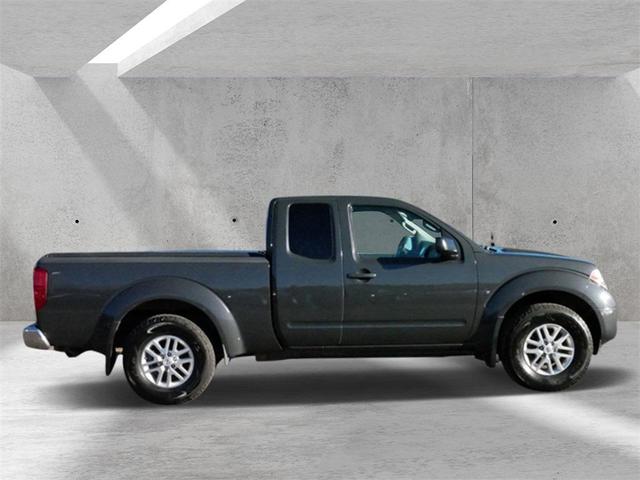 2015 nissan frontier sv