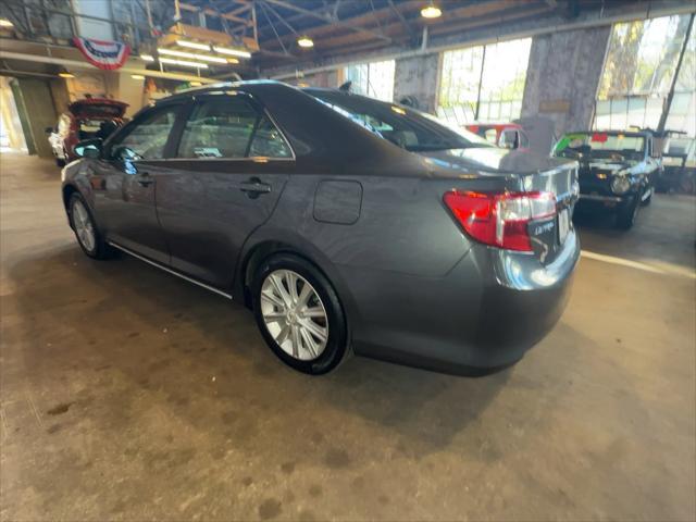 2012 toyota camry hybrid xle