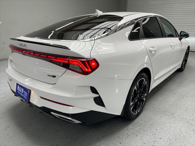 2022 kia k5 gt-line