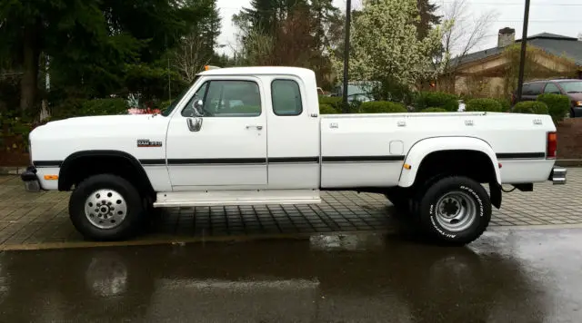 1993 dodge ram d350 cummings diesel 1 ton dually four wheel drive 118k