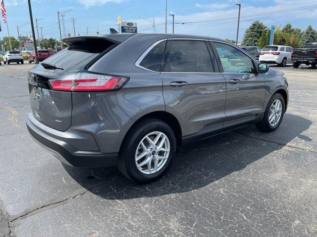 2022 ford edge sel