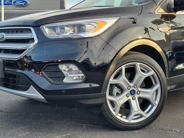 2019 ford escape titanium