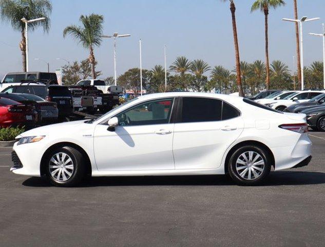 2020 toyota camry hybrid le