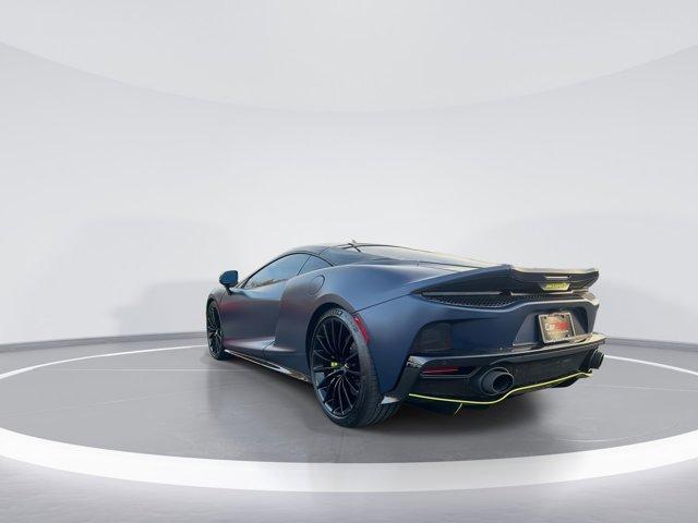 2021 mclaren gt base