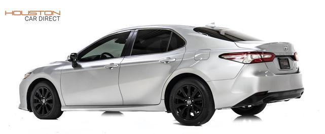 2019 toyota camry le