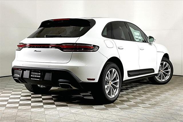 2024 porsche macan