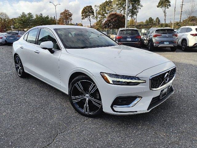 2021 volvo s60 t5