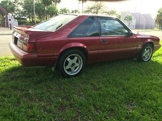 1993 ford mustang lx hatchback