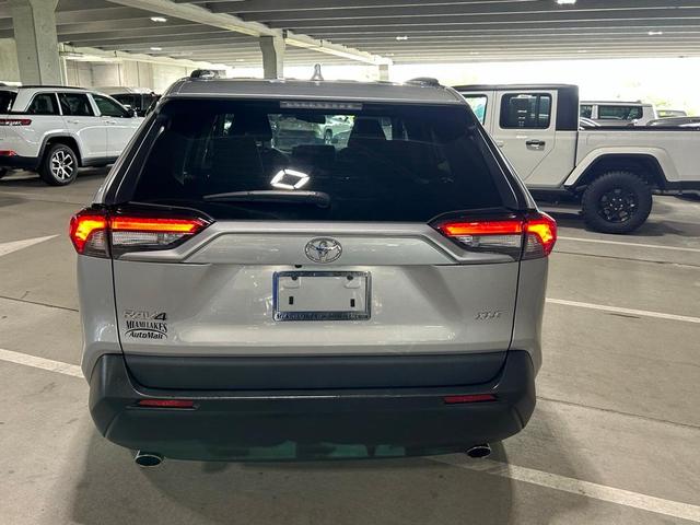 2022 toyota rav4 xle
