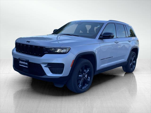 2023 jeep grand cherokee altitude