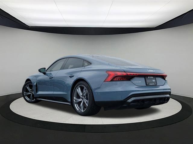 2022 audi e-tron gt premium plus