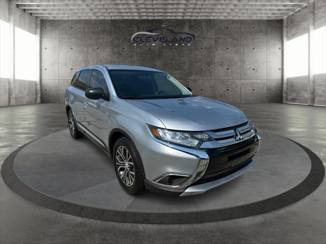 2016 mitsubishi outlander es