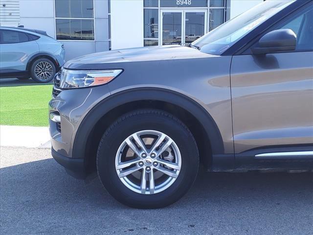 2021 ford explorer xlt