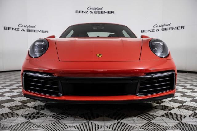 2022 porsche 911 carrera