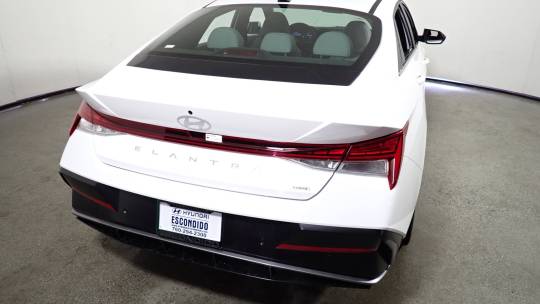 2024 Hyundai Elantra