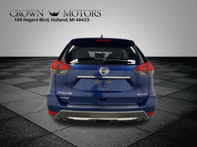 2017 nissan rogue sv