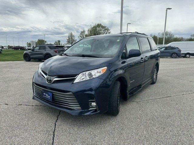 2020 toyota sienna xle in ankeny, iowa