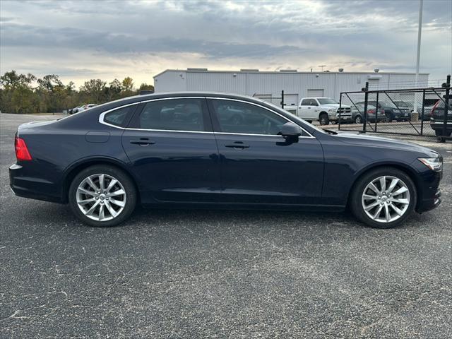2017 volvo s90 t6 momentum
