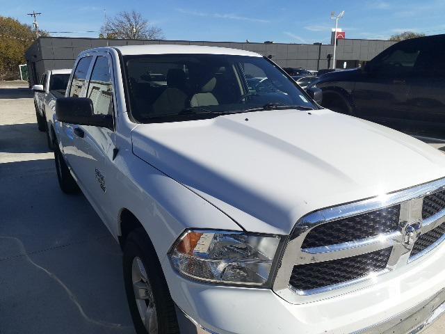 2022 ram 1500 classic slt