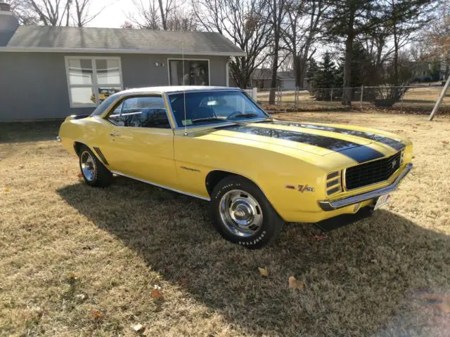 1969 chevrolet camaro z/28 rally sport x33