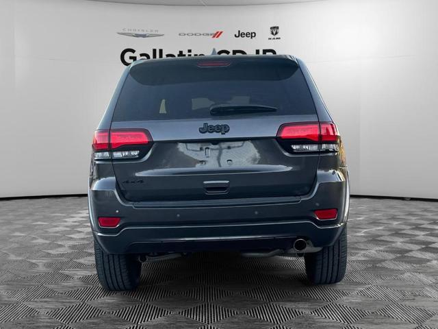 2021 jeep grand cherokee laredo x